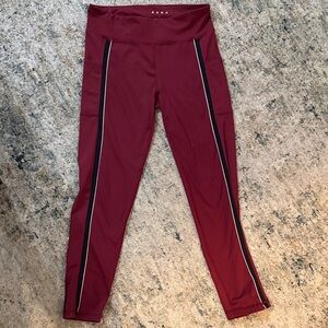 Aeropostale AERO Burgundy Athletic Leggings with Side Stripes & pockets size L